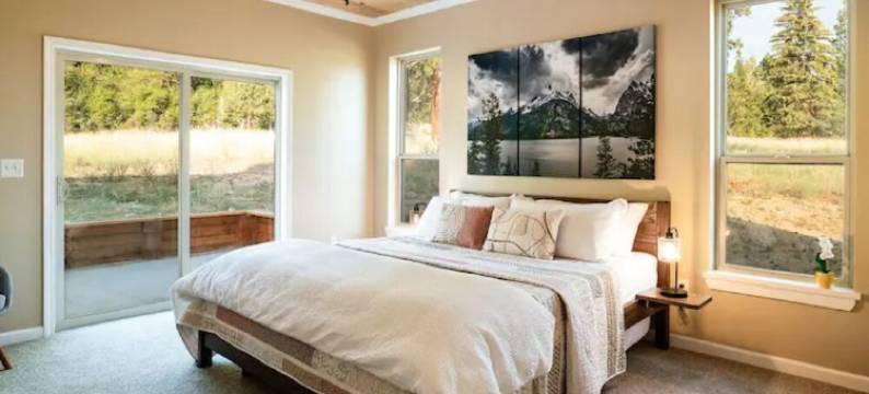 Refined Living Surrounded by Beautiful Scenery and Amazing Wildlife图片