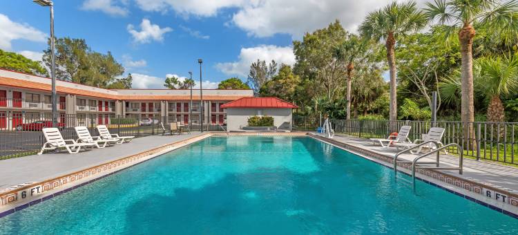 皮尔斯堡红屋顶酒店(Red Roof Inn Ft Pierce)图片