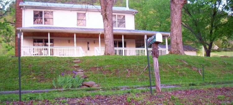 Spence Cove River Farmhouse ~ Fish, Swim, Tube, Kayak! WiFi, Hiking Trails图片