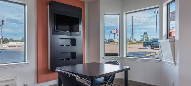 阿肯色特克萨卡纳 6 号汽车旅馆(Motel 6 Texarkana, AR)图片