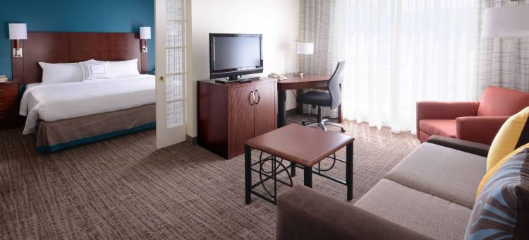 达拉斯医疗市场中心索内斯塔 ES 套房酒店(Sonesta ES Suites Dallas Medical Market Center)图片