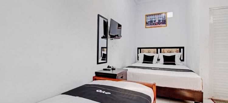 Capital O 92929 新色彩提尔塔肯查纳沙滩酒店(Capital O 92929 Hotel New Tirta Kencana Syariah)图片