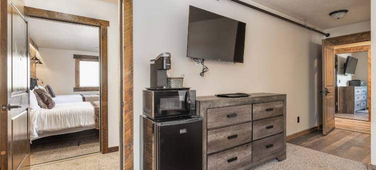 黄石冒险旅馆(The Adventure Inn Yellowstone)图片