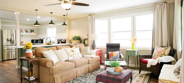 Riverfront Oasis with Scenic Views and Spacious Patio - Cozy Retreat图片