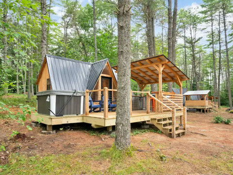 Enchanting Cabin with Hot Tub and Outdoor Kitchen - Cozy Rustic Retreat