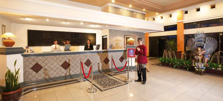 玛格朗普瑞阿斯里酒店及度假村(Puri Asri Hotel & Resort Magelang)图片