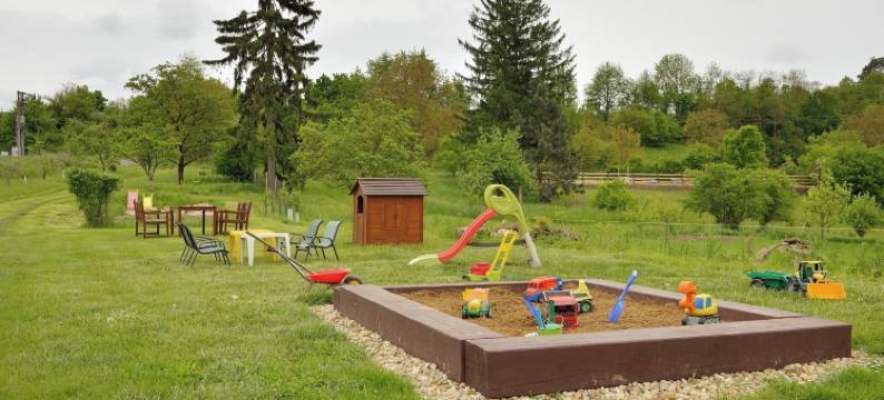 小农场膳宿公寓(Penzion mala farma)图片