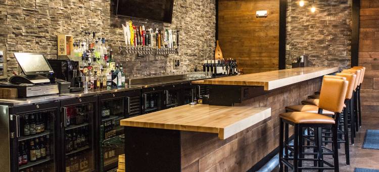 鹅卵石套房酒店-奇珀瓦福尔斯(Cobblestone Hotel & Suites - Chippewa Falls)图片