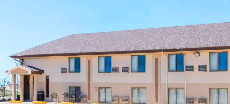 鲍曼速8酒店(Super 8 by Wyndham Bowman)图片