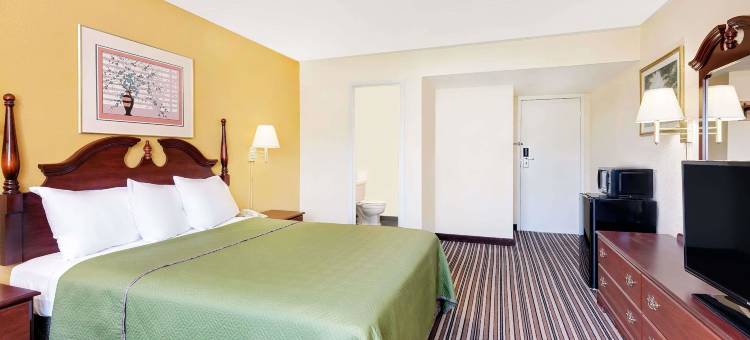 Travelodge by Wyndham Chambersburg图片