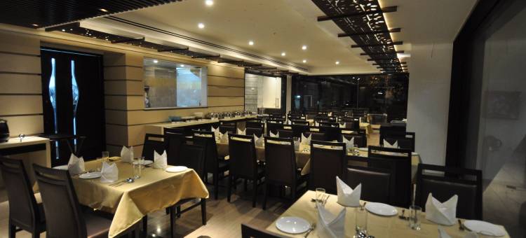 塔拉瓦德克拉尔克斯旅馆(Tarawade Clarks Inn Pune)图片