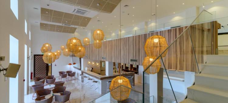 HVD宁法(HVD Nympha Hotel - All Inclusive, Private Beach & Free Parking - Adults Only)图片
