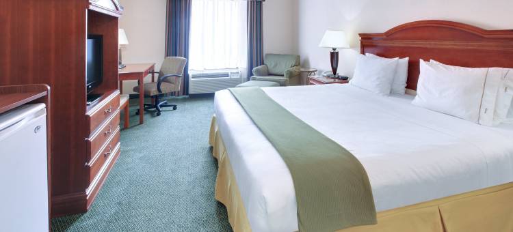 智选假日套房酒店克利夫兰(Holiday Inn Express & Suites Cleveland)图片