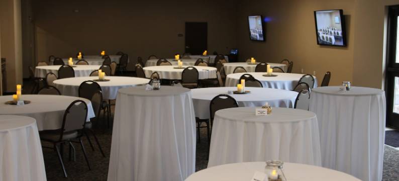 鹅卵石套房酒店-麦迪逊堡(Cobblestone Inn & Suites Fort Madison)图片