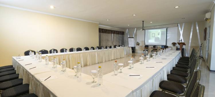 阿雷拉别墅(Aleyra Hotel and Villa's Garut)图片