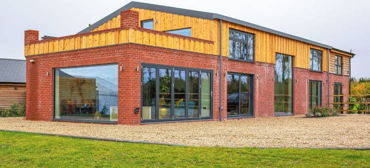美丽的谷仓改造-可容纳12人的度假屋(Beautiful Barn Conversion - Orchard Escape for 12!)图片