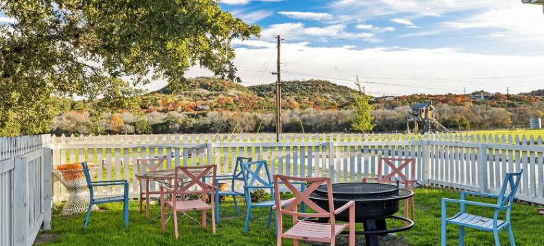 金斯比小屋 - 1卧室及山景(Kingsby Cottage - 1BR & Mountain Views)图片