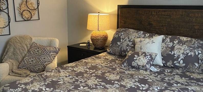 Pool is Open & Heated, Large Areas, 20’X40’ Pool, Hot Tub, Fireplace, Game Room图片