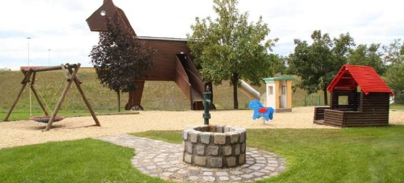 贡特拉姆斯多夫怀旧汽车旅馆(Oldtimer Motorhotel Guntramsdorf)图片