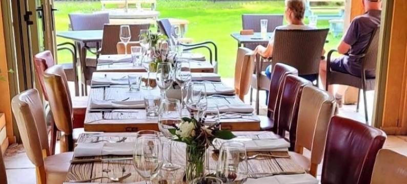 贝丁菲尔德阿姆斯酒店(The Bedingfeld Arms)图片