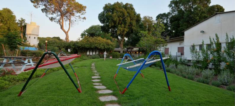 KHC阿什多雅格伊楚基布兹乡村旅馆(Ashdot Yaacov Ichud Kibbutz Country Lodging)图片