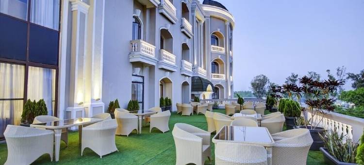 萨罗瓦尔港口萨哈兰普尔(Sarovar Portico Saharanpur)图片