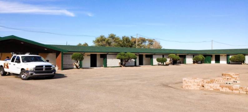 OYO 堪萨斯莱金家乡旅店汽车旅馆(HomeTown Inn by OYO Lakin, KS)图片