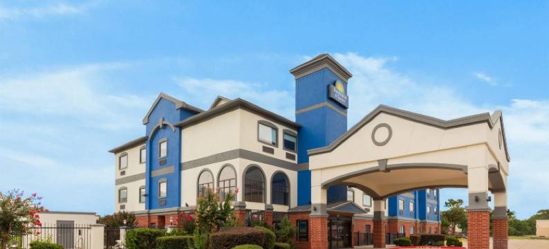 山姆休斯顿收费公路温德姆戴斯套房酒店(Days Inn & Suites by Wyndham Sam Houston Tollway)图片