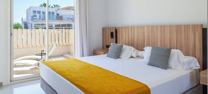 拉古尼拉公寓酒店(Apartamentos la Laguna I Luxury Apartments)图片