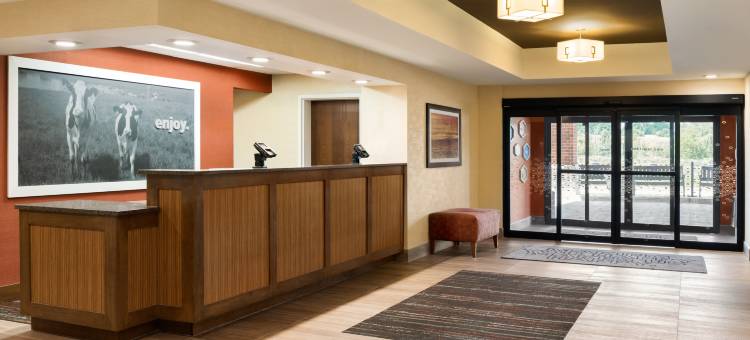 希尔顿欢朋酒店-西德梅茵(Hampton Inn by Hilton West des Moines Lake Drive)图片