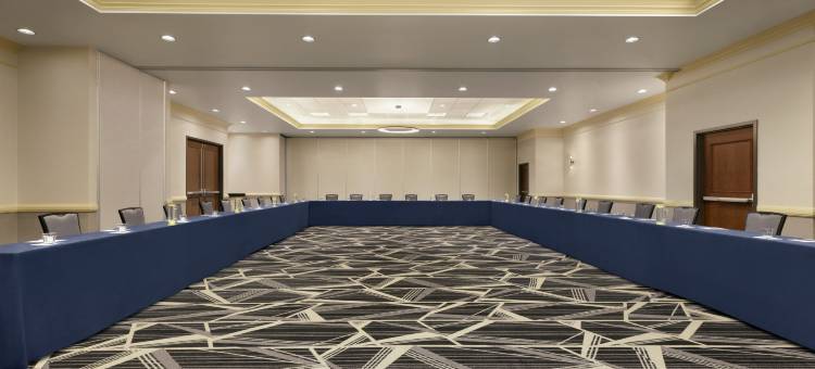 丹佛国际机场希尔顿大使套房酒店(Embassy Suites by Hilton Denver International Airport)图片