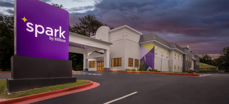 德卢斯I-85 凯隆全套房酒店(Spark by Hilton Duluth)图片