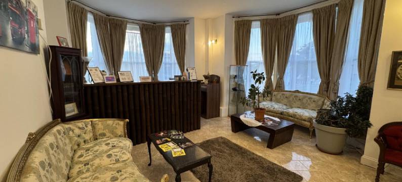 卡尔顿庭酒店东本(Carlton Court Hotel Eastbourne)图片