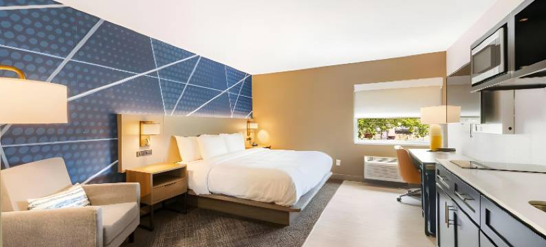 梅菲尔德高地克利夫兰东舒适酒店(Comfort Inn Mayfield Heights Cleveland East)图片