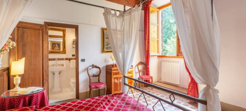 Villa in Mugello Hills with Private Pool图片