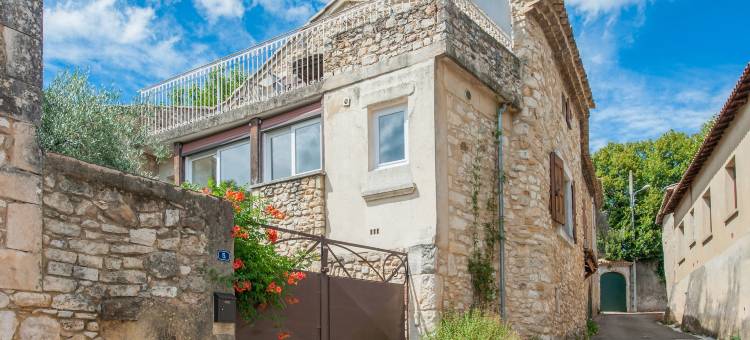 Stone House in Gard near Valbonne Forest图片