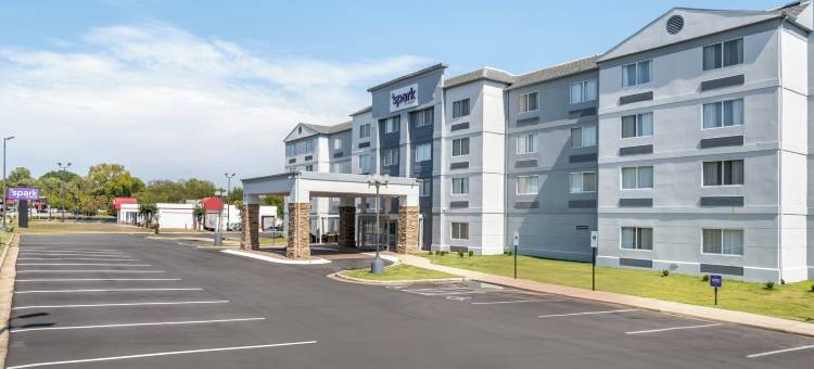 坎纳波利斯舒适酒店(Spark by Hilton Kannapolis)图片