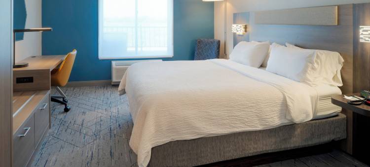 智选假日套房酒店堡阿特金森(Holiday Inn Express & Suites Fort Atkinson)图片