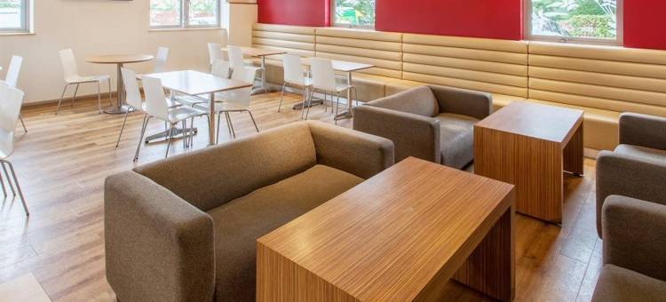 旅屋酒店-布拉克内尔市中心(Travelodge Bracknell Central)图片