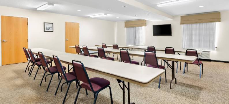 普林斯顿 I-77 舒眠套房酒店(Sleep Inn & Suites Princeton I-77)图片