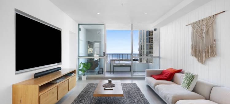 冲浪者天堂民宿，配备度假村风格设施(Surfers Paradise Stay with Resort-Style Amenities)图片