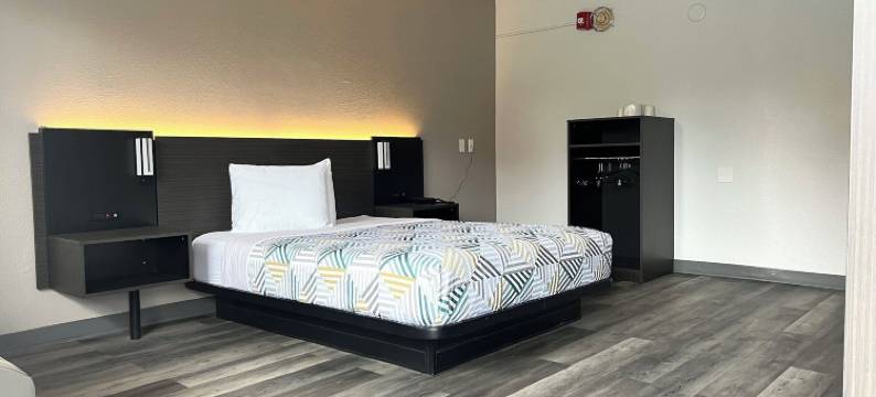 克利夫兰-米德尔堡6号汽车旅馆(Motel 6 Middleburg Heights, Oh - Cleveland)图片