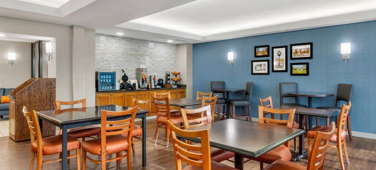 开普吉拉多西梨树旅馆(Pear Tree Inn Cape Girardeau West)图片