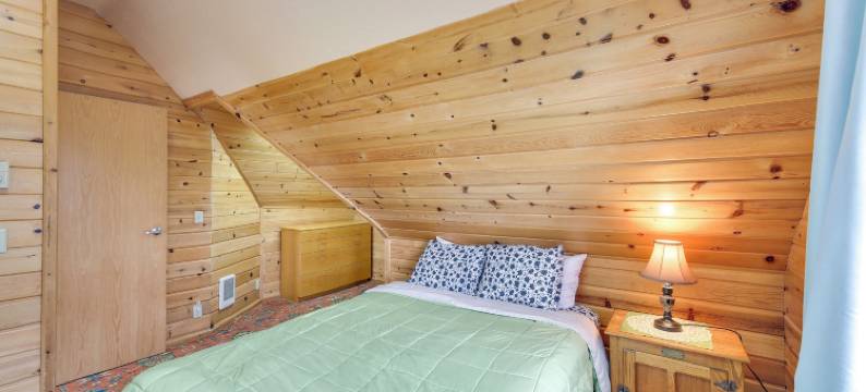 沙鸟海滨小屋，带私人阳台的3号房(Sanderling Sea Cottages, Unit 3 w/ Private Balcony)图片