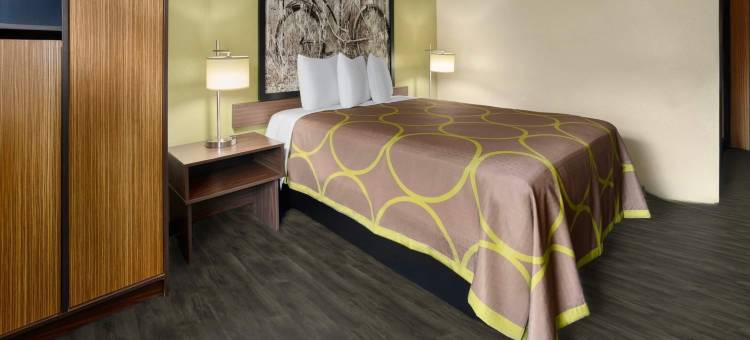 圣克莱尔斯维尔-惠灵Wv区速8酒店(Super 8 by Wyndham St. Clairsville Oh/Wheeling WV Area)图片