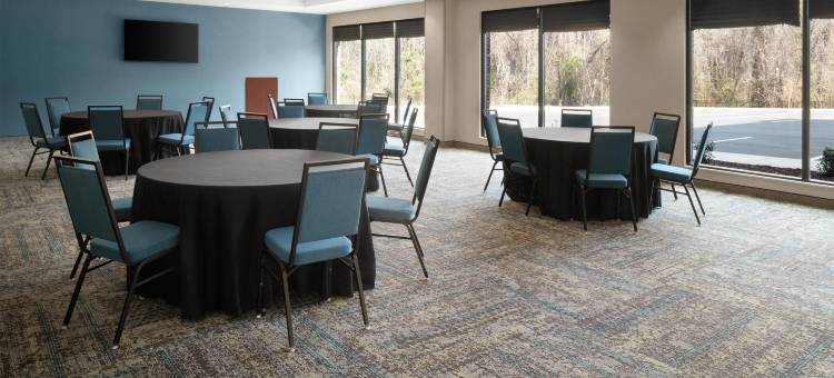斯普林莱克费耶特维尔欢朋酒店(Hampton Inn by Hilton Spring Lake Fayetteville)图片
