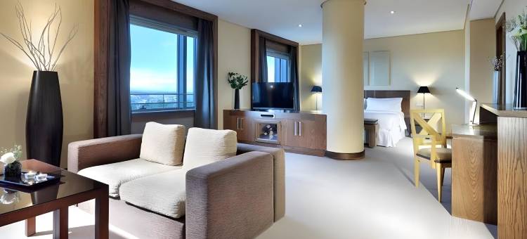 米拉希尔拉欧星套房酒店(Eurostars Suites Mirasierra)图片