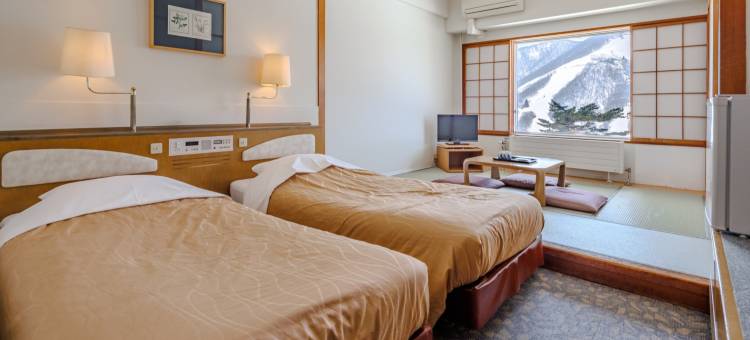斑尾高原酒店(Madarao Kogen Hotel)图片