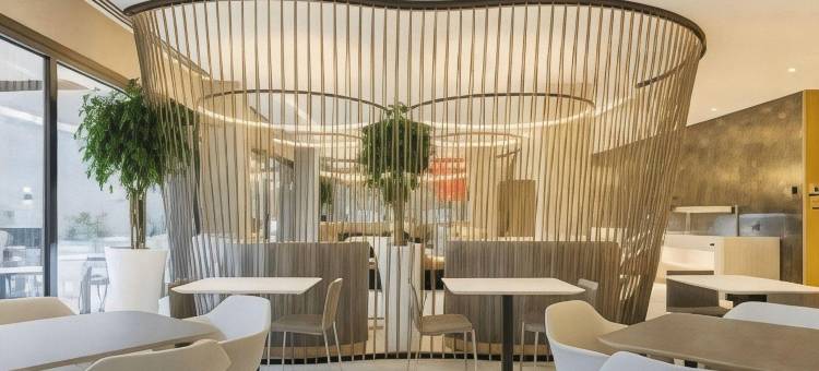 毕尔巴鄂尔圣马梅斯伊鲁宁酒店(Hotel Ilunion San Mamés)图片