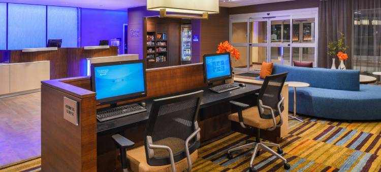 科拉尔维尔万枫酒店及套房(Fairfield Inn & Suites Coralville)图片